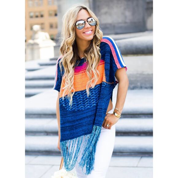 FREE PEOPLE Size XS Sunset Fringe Sweater Poncho Style Bohemian Festival - Picture 5 of 8